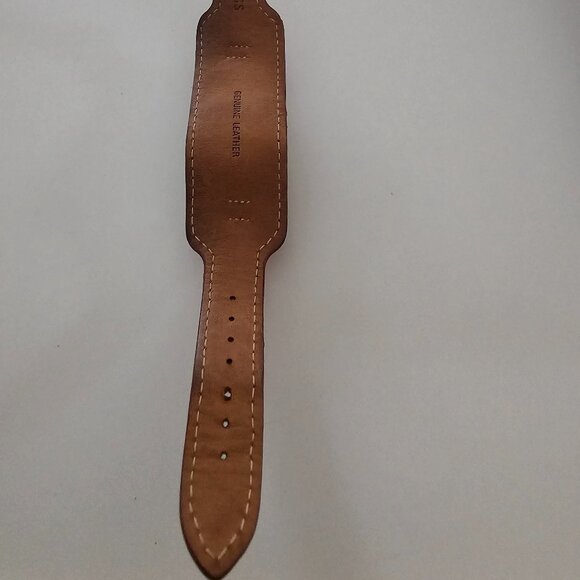 Red Guess Watch - Picture 5 of 6